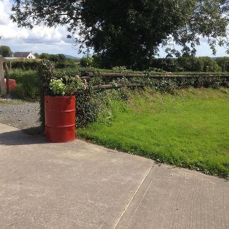 'Uncle Owenie'S Cottage' Crossmaglen ภายนอก รูปภาพ